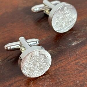 Taittinger Champagne Logo Round Silver Tone Cufflinks Set w/ Pouch